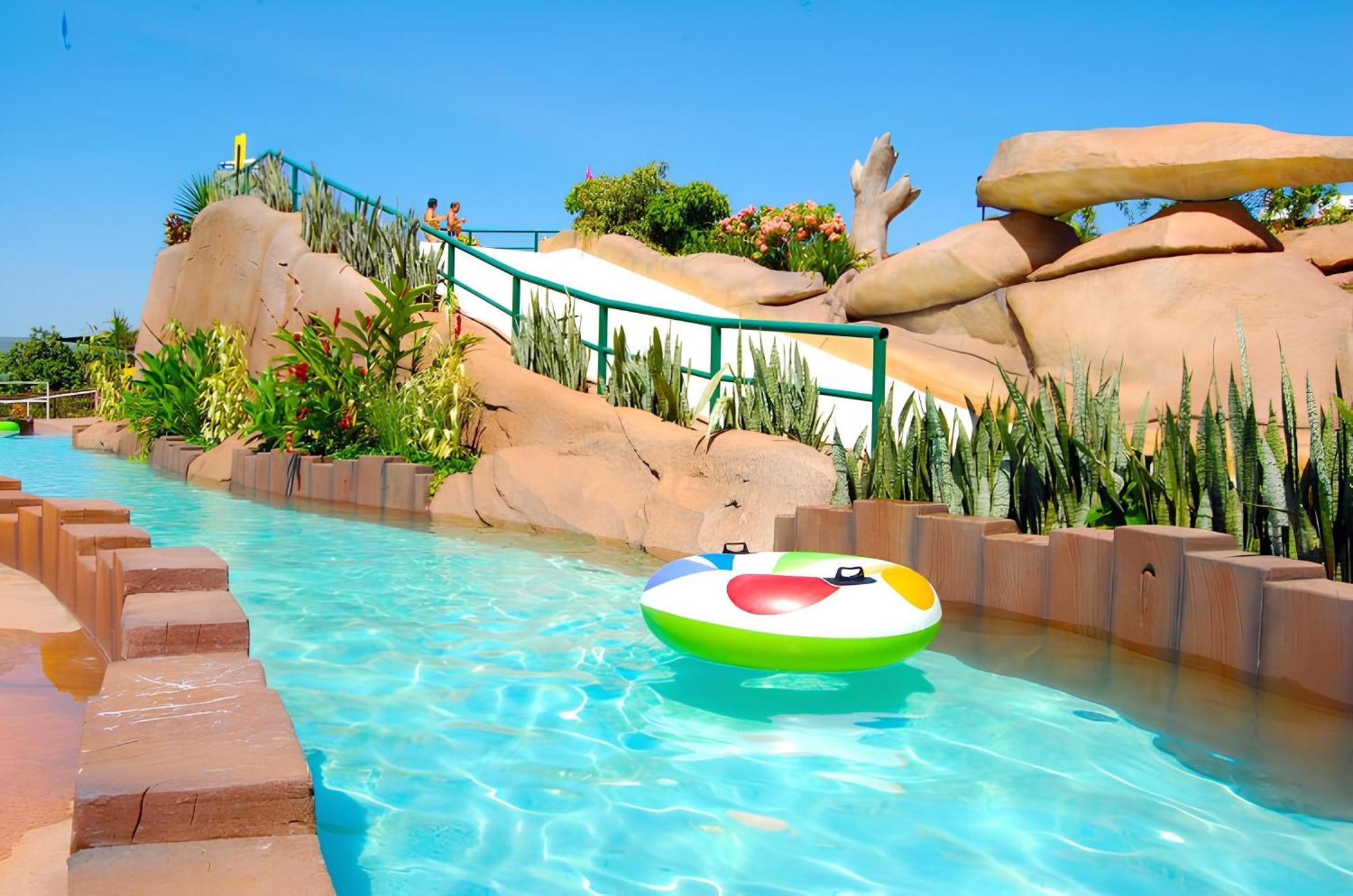 Spazzio Diroma Acesso Gratuito Ao Acqua Park - *