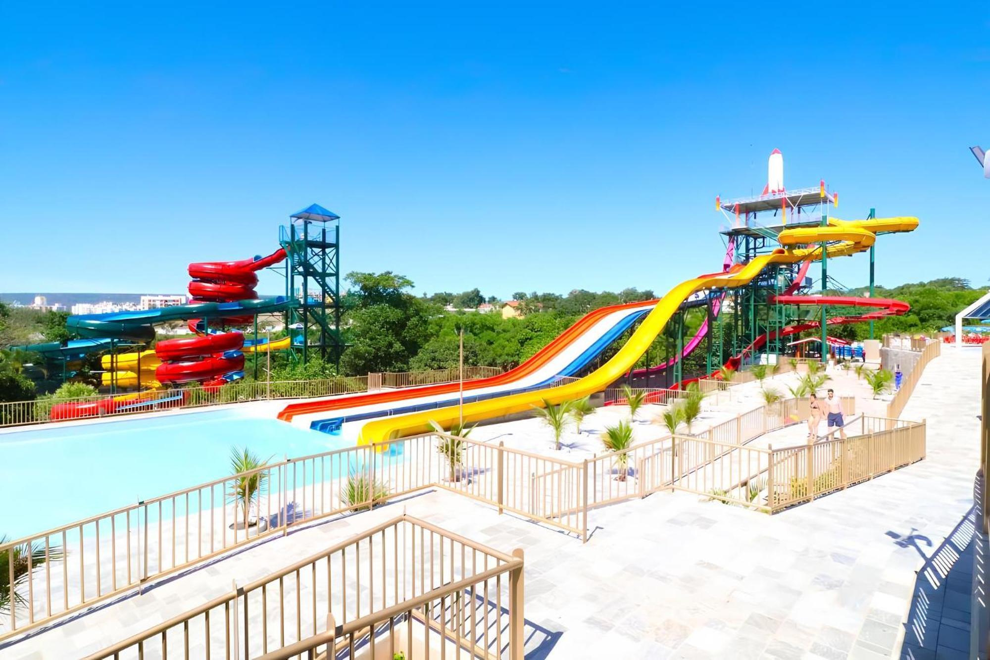 Spazzio Diroma Acesso Gratuito Ao Acqua Park - *